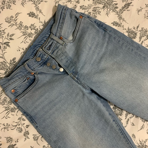 Levi's 501 Jeans - Picture 2 of 3